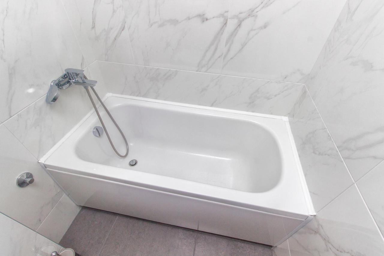Silver Lux Suite - New Жаборич Екстериор снимка